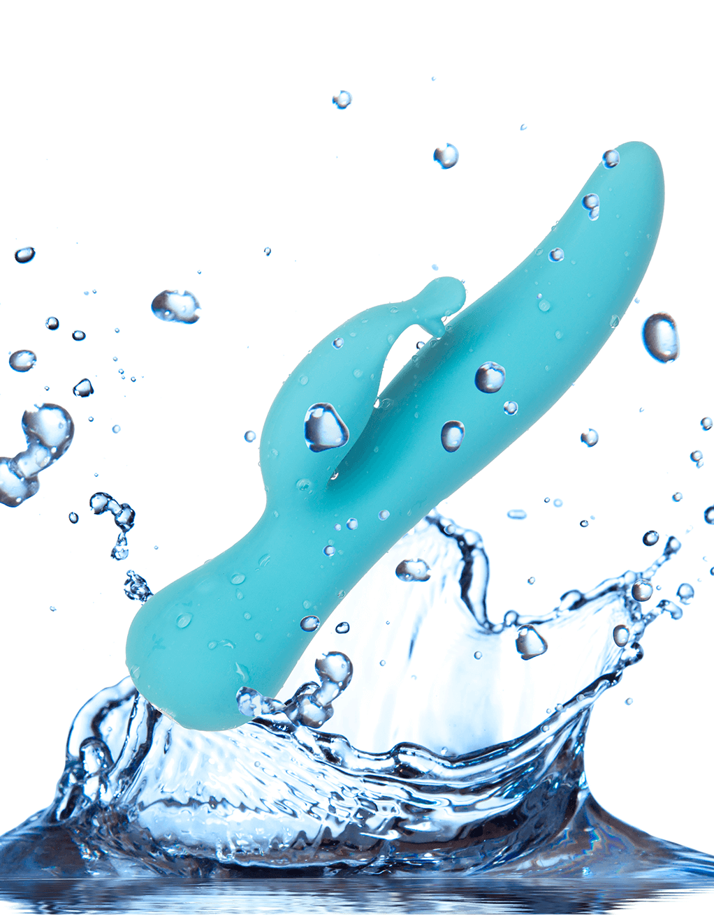 The Kissing Swan - Blue - In Water